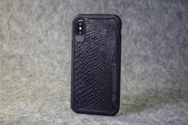 iPhone X / Xs Black Small Python Case