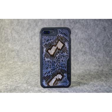 Защитный чехол для iPhone 6/7/ 8 Plus из натуральной кожи питона сине-бронзового цвета с основанием из термополиуретана.