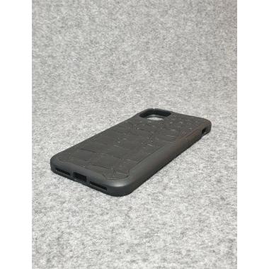 Защитный чехол для iPhone 11Pro Max из натуральной итальянской кожи c имитацией под крокодила чёрного цвета  с основанием из термополиуретана