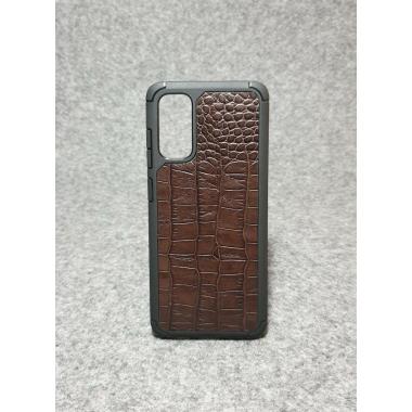 Противоударный чехол для Samsung Galaxy S20 из натуральной кожи с имитацией крокодила коричневого цвета